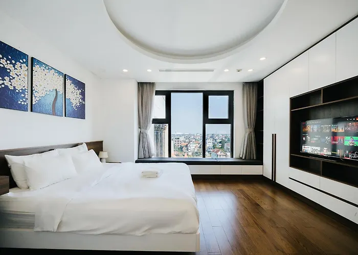 D'Leroi Soleil - Modern Apartment by West Lake